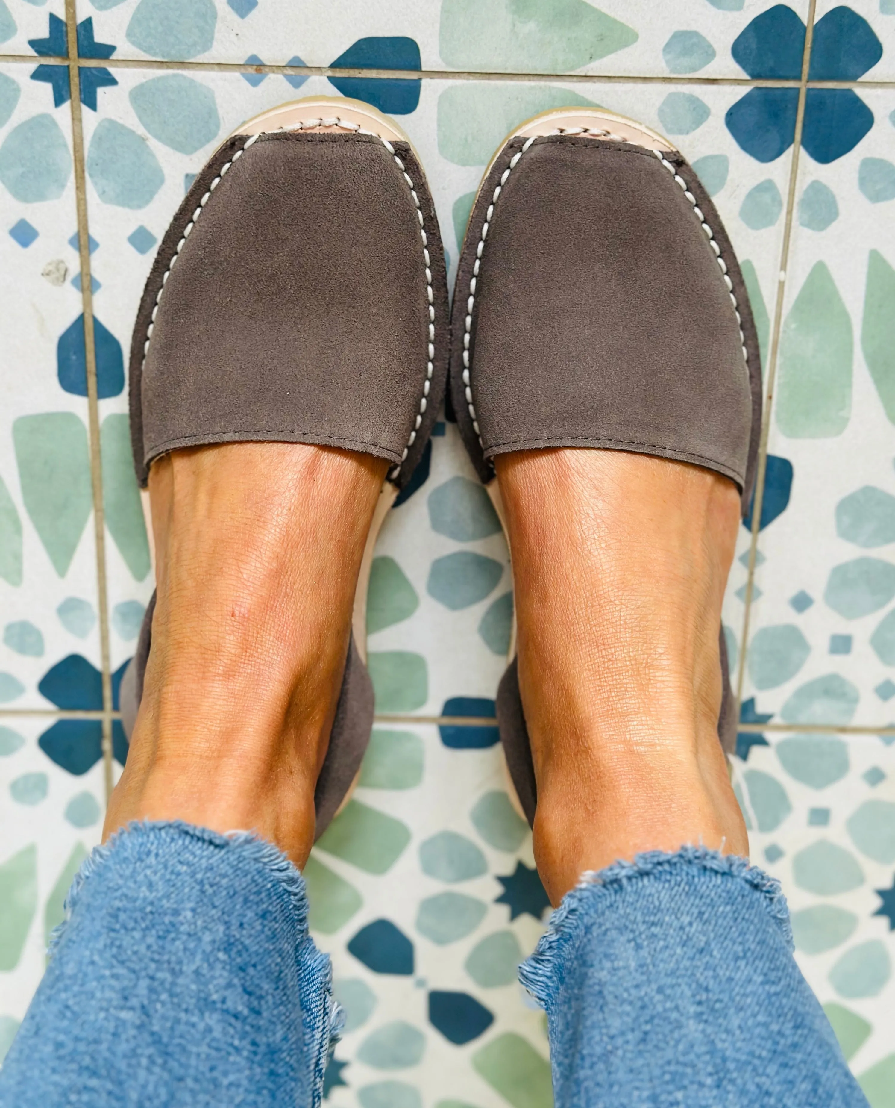 Corfu Grey Suede Avarcas
