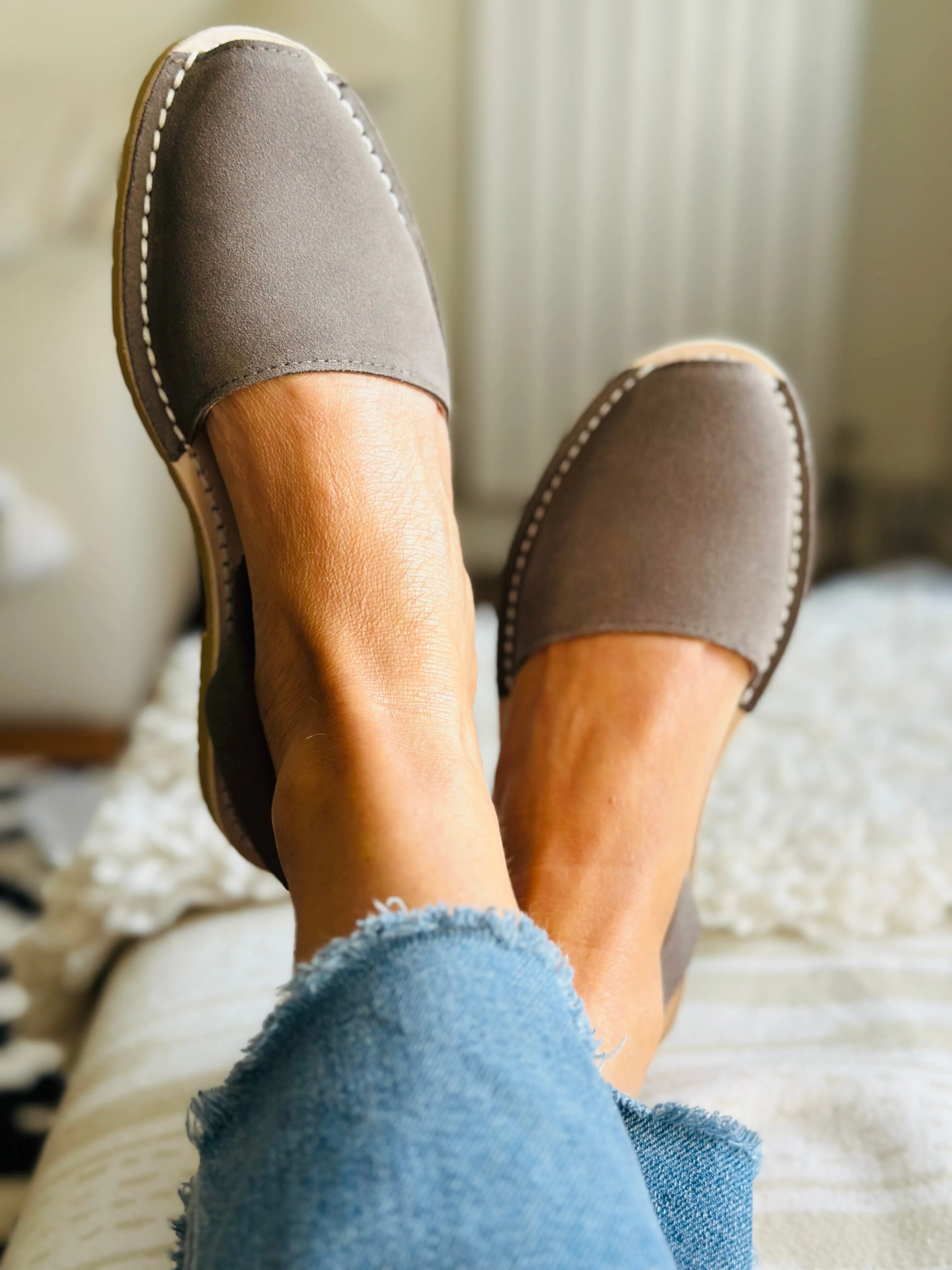 Corfu Grey Suede Avarcas