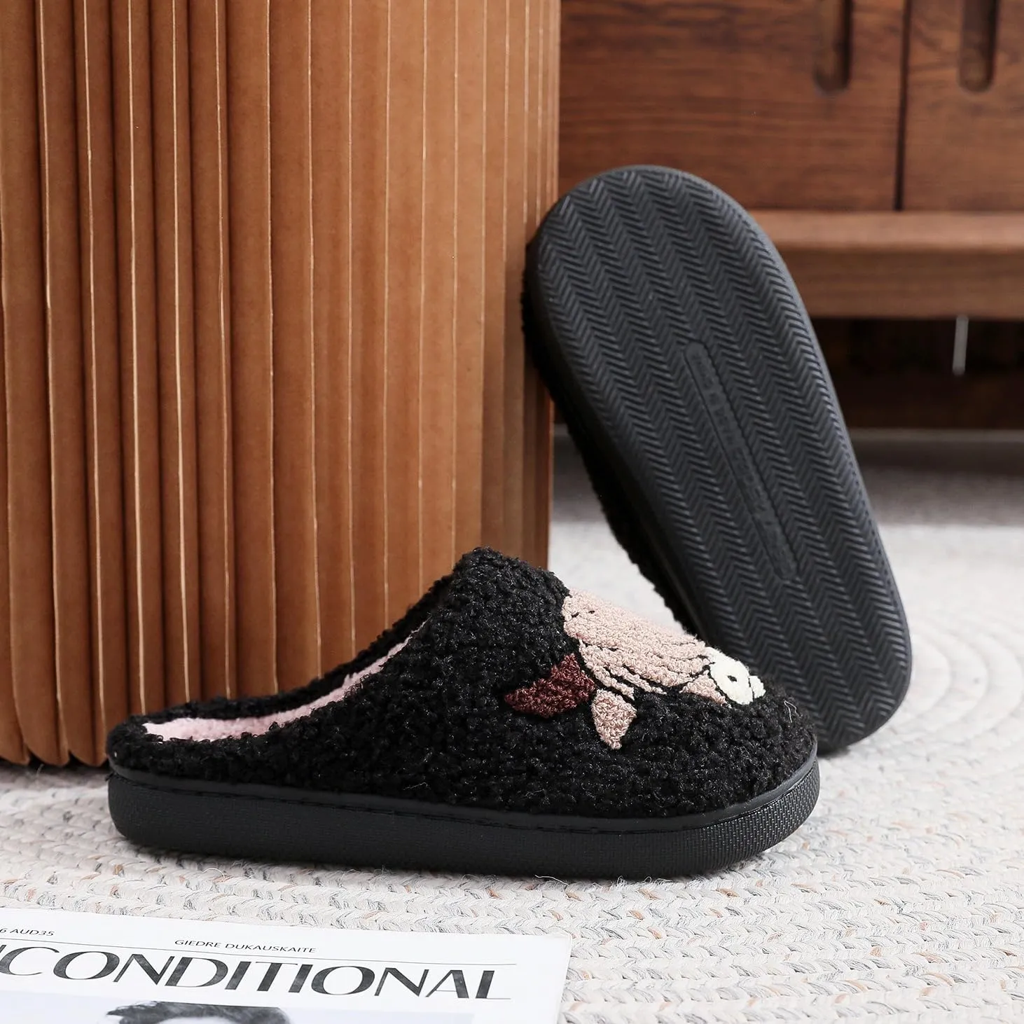 Highland Cow Slippers for Women, The Original Highland Cattle Slippers, Plush Scottish Highland Cow Animal Slippers Warm Non Slip Home Indoor Cow Slippers
