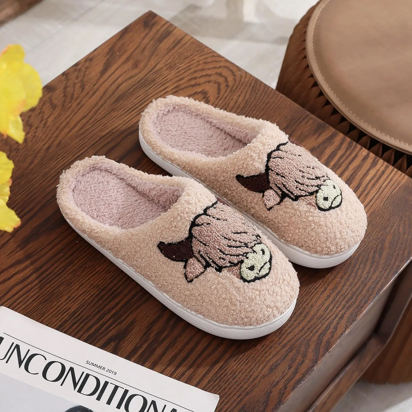 Highland Cow Slippers for Women, The Original Highland Cattle Slippers, Plush Scottish Highland Cow Animal Slippers Warm Non Slip Home Indoor Cow Slippers