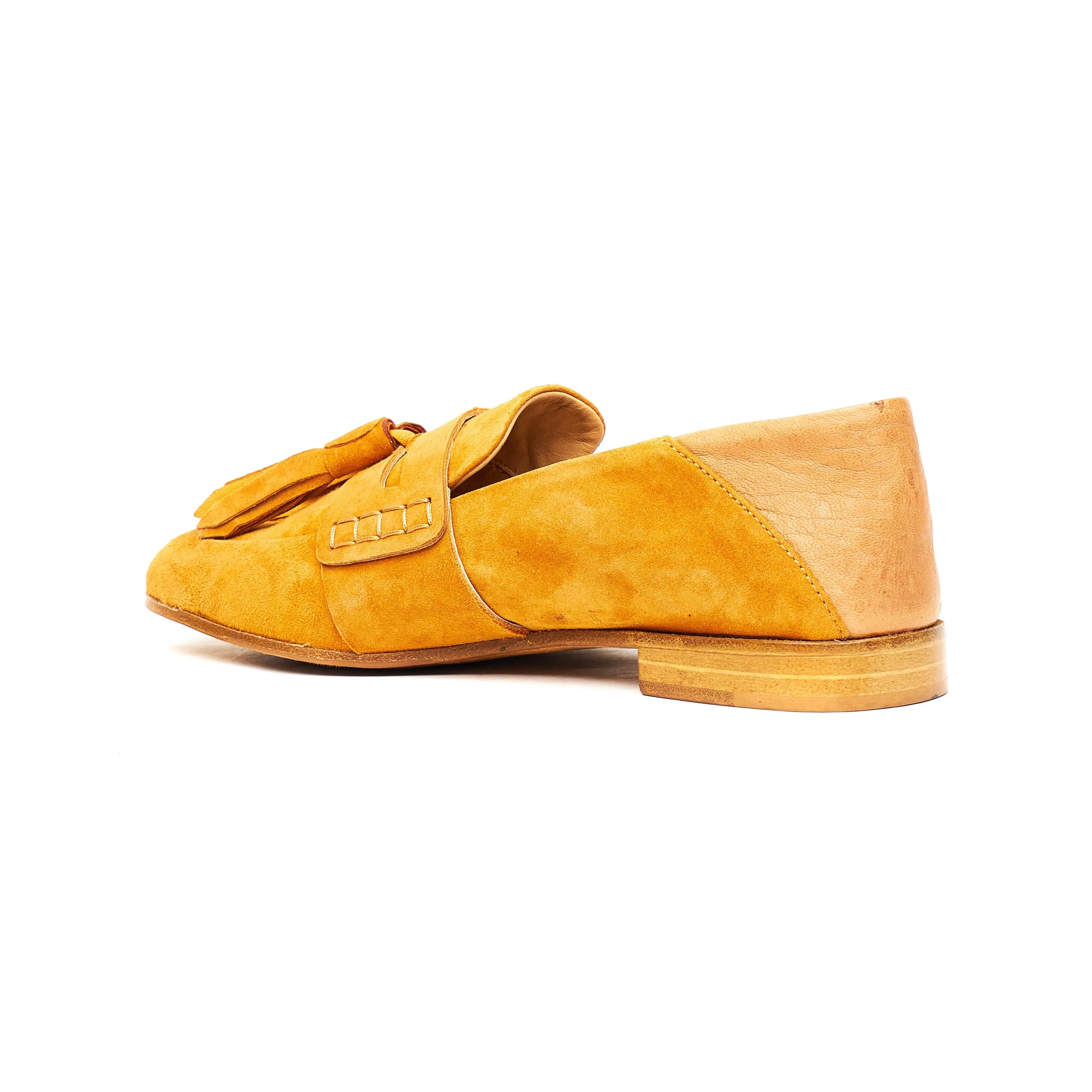 Lemare 2009 Tan