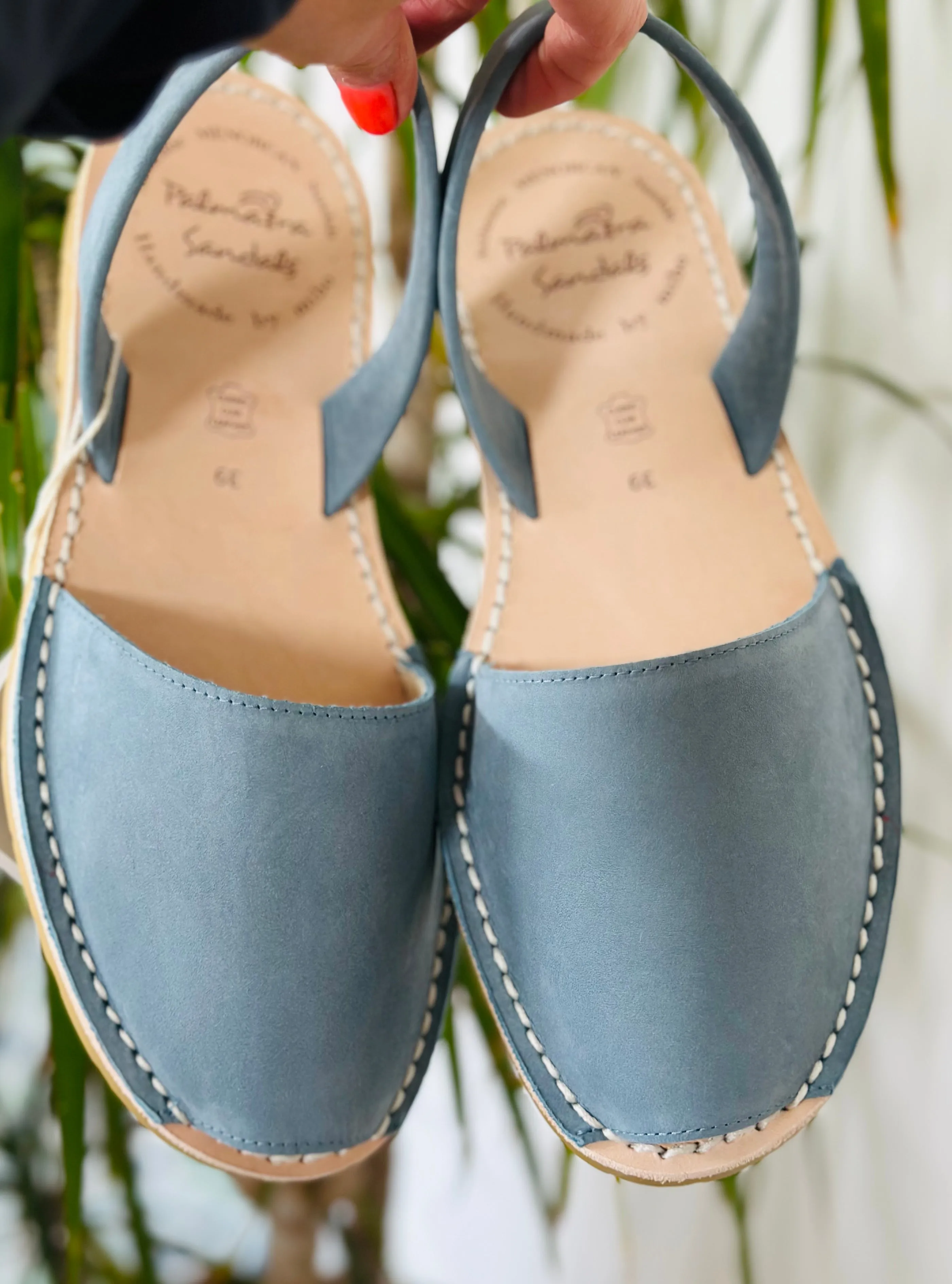 Levi Blue Nubuck Avarcas