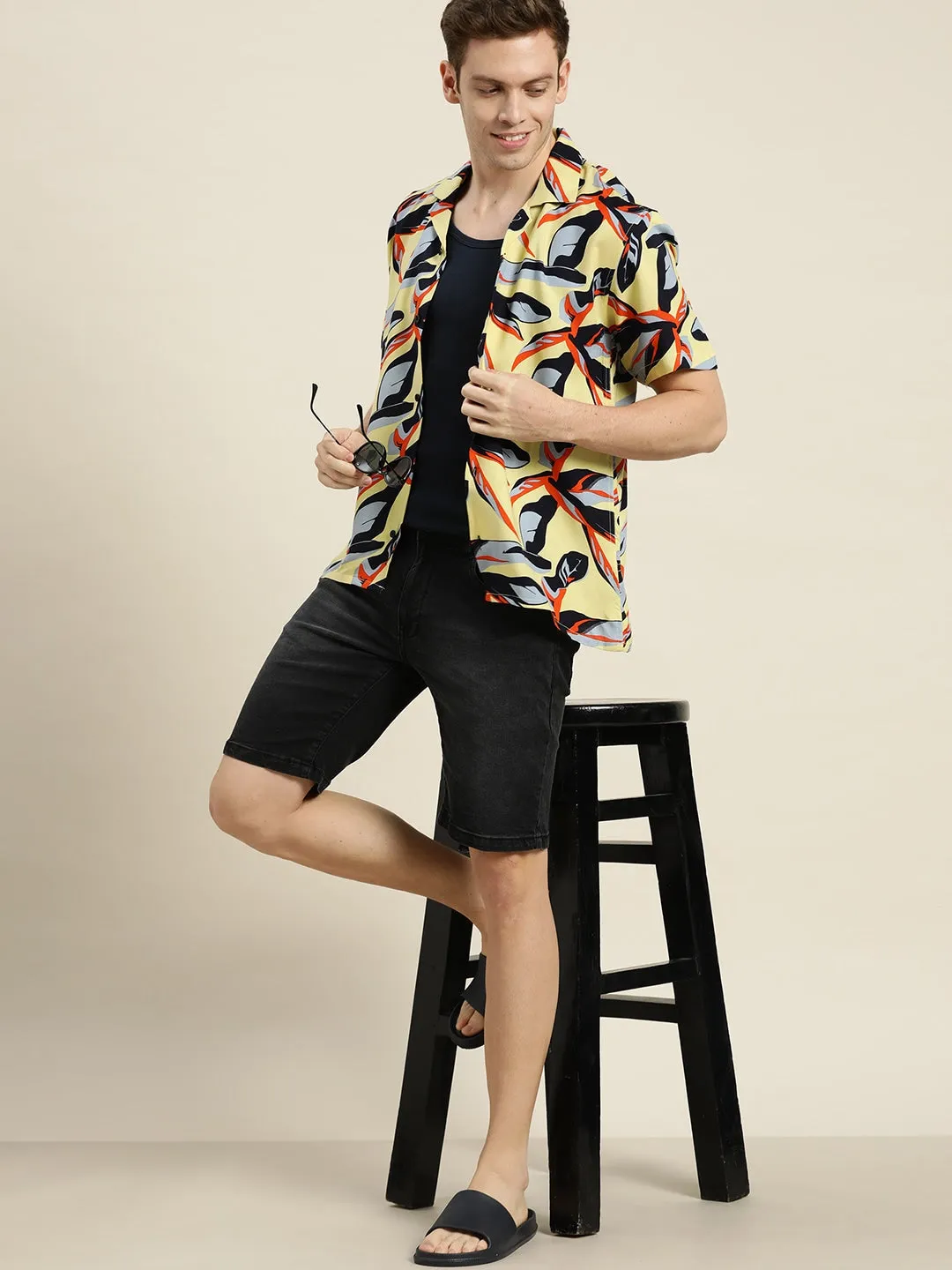 Men Yellow-Navy Prints Viscose Rayon Relaxed Fit Casual Resort Shirt