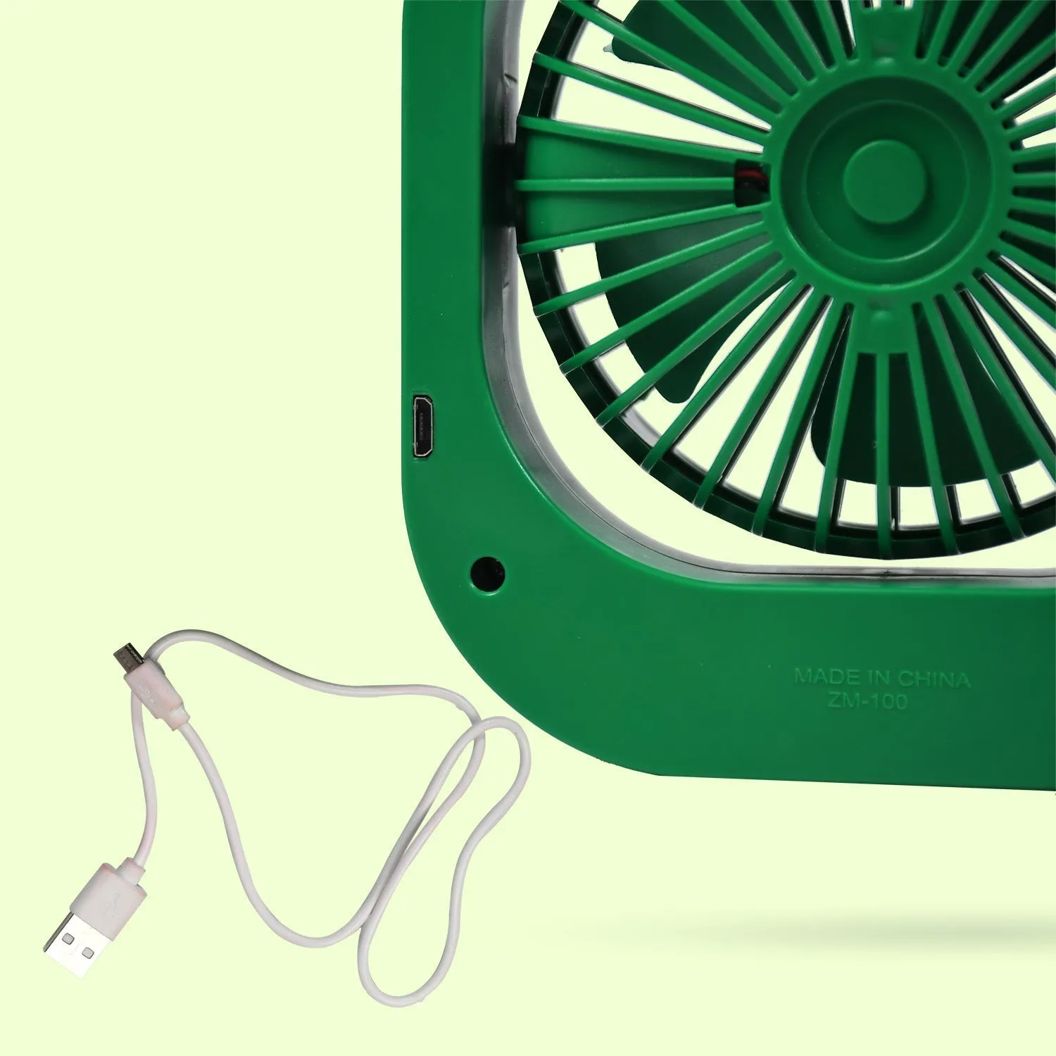 Portable USB Fan - Rechargeable Fan with 2 Speeds, 180 Rotating Rechargeable Fan, Quiet Personal Fan for Travel in the Car Outdoors (Battery Not Include)