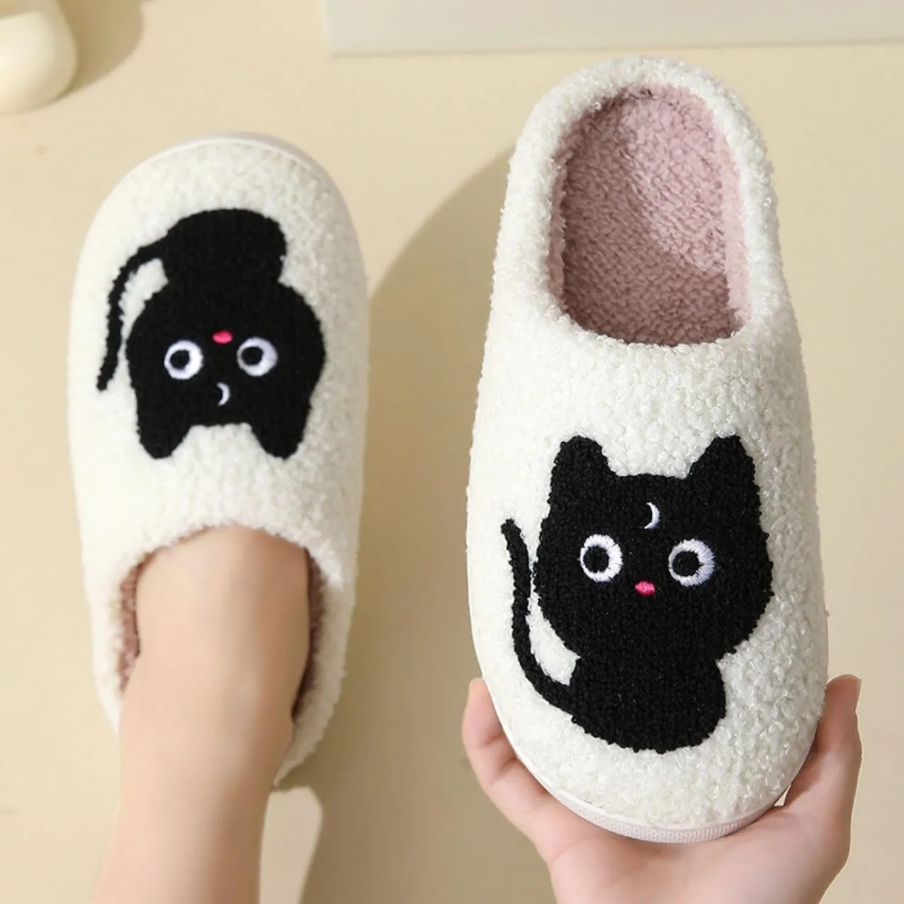 QSKPC animal slippers for women Fluffy Plush Slippers Cute Cartoon House Slipper Fruit Slippers for Womens Mens Plush Soft Memory Foam House Shoes