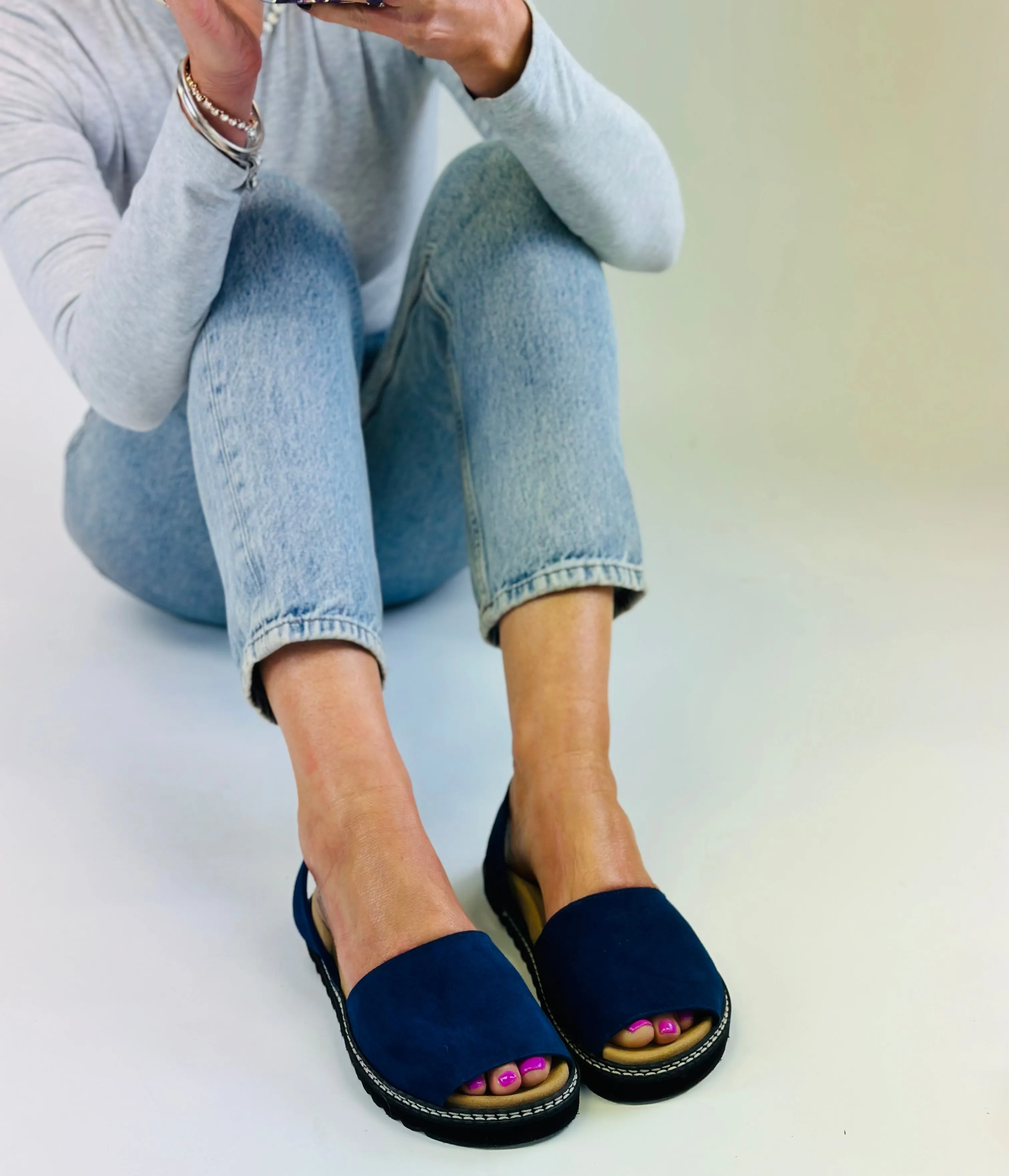 SAMPLE SALE Blue Suede Ergonomic Avarcas size 39