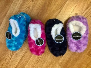 Snoozies Slippers: Chenille